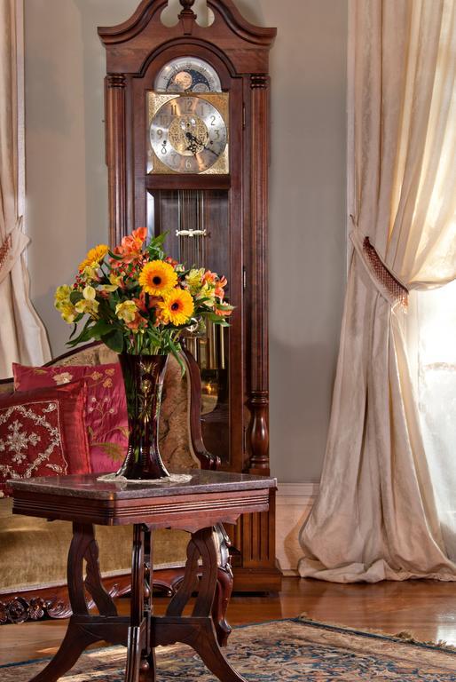 Hh Whitney House - A Bed & Breakfast On The Historic Esplanade La Nouvelle-Orléans Extérieur photo